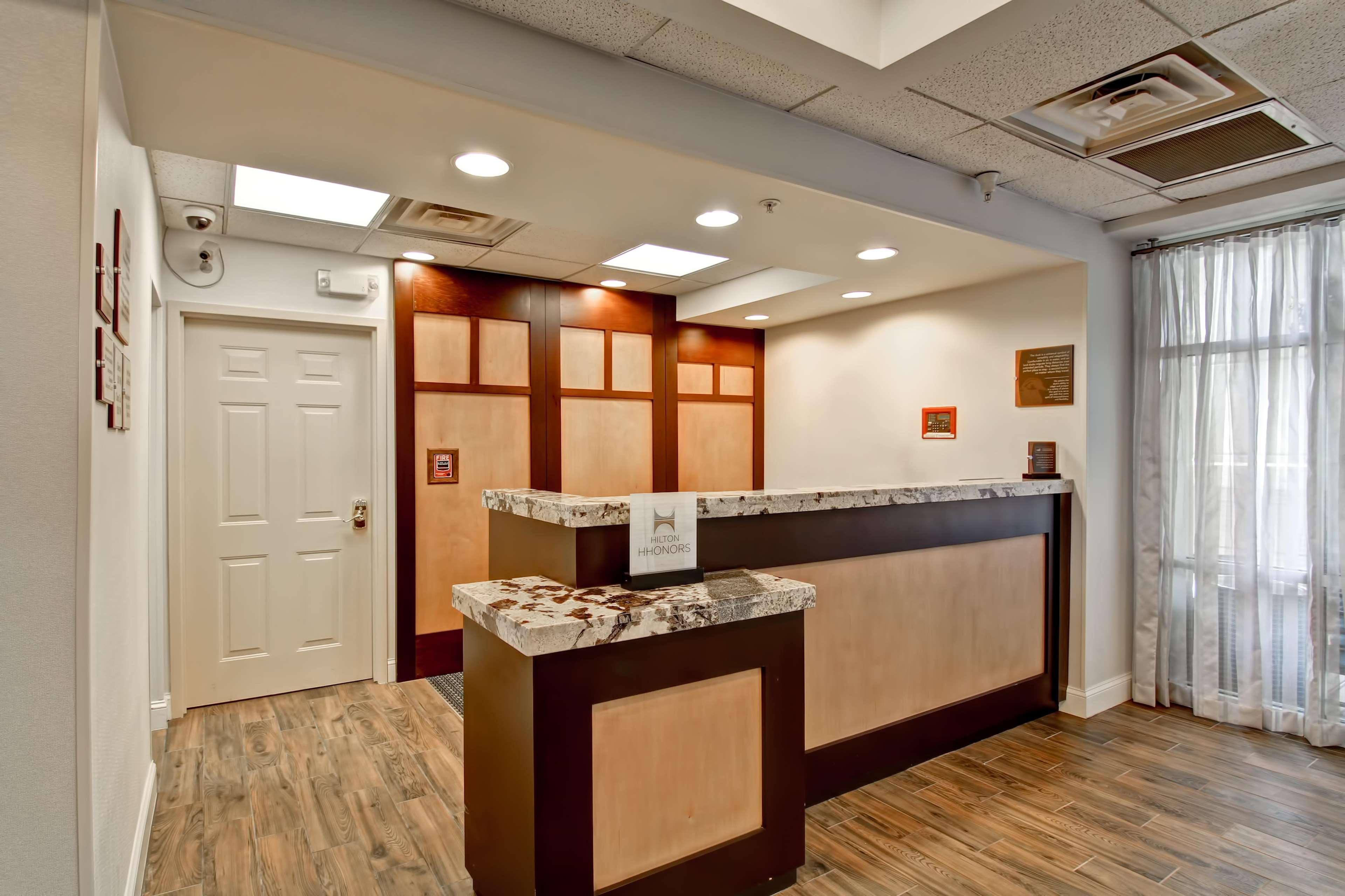 Homewood Suites By Hilton Newark-Cranford Exterior foto