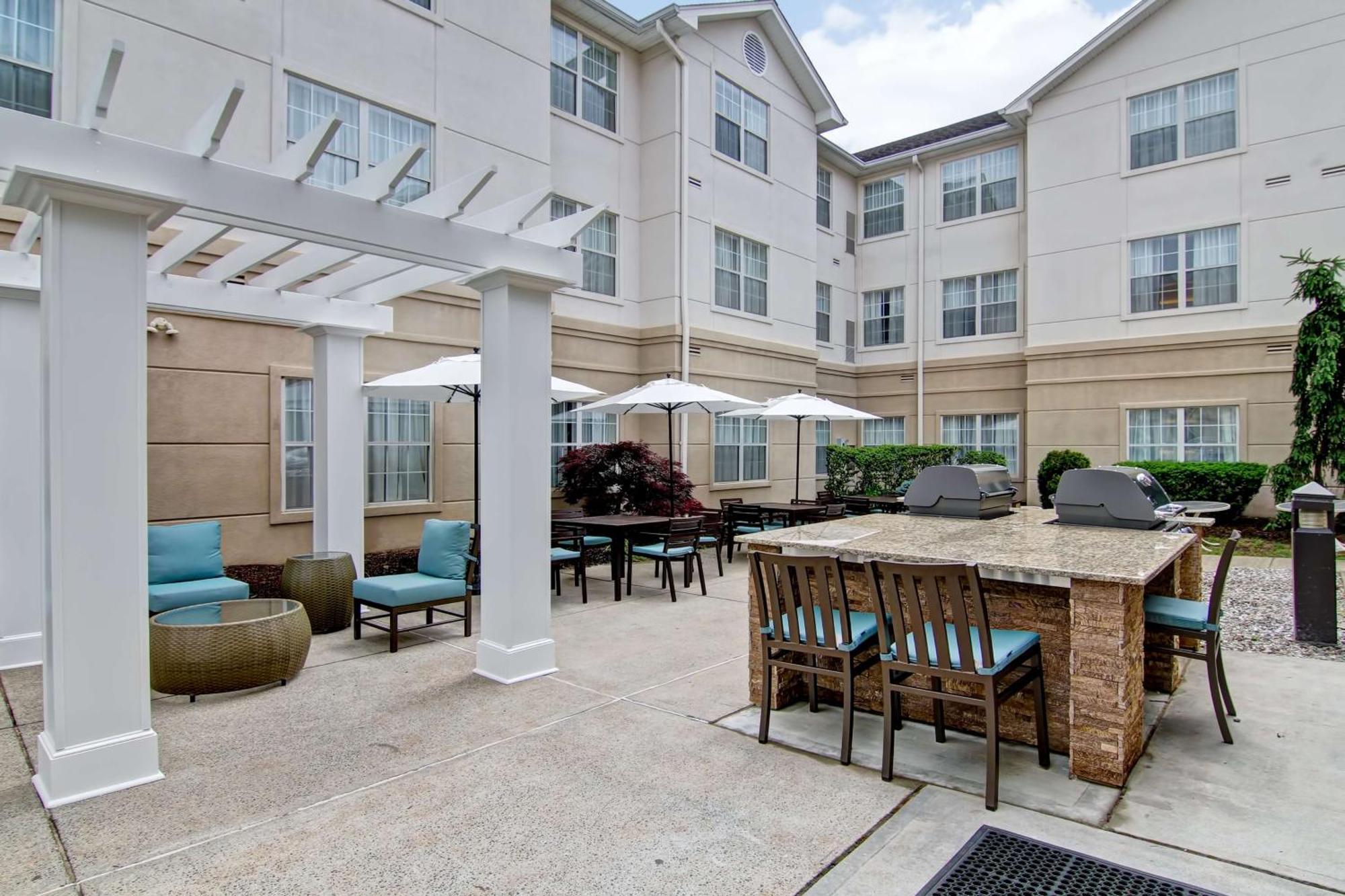 Homewood Suites By Hilton Newark-Cranford Exterior foto