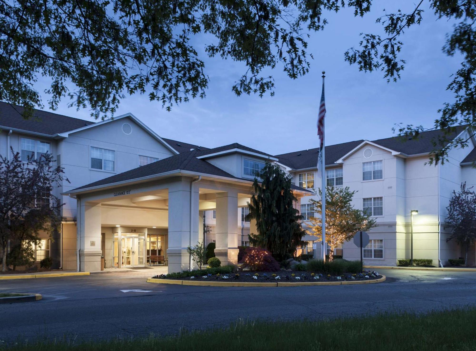 Homewood Suites By Hilton Newark-Cranford Exterior foto